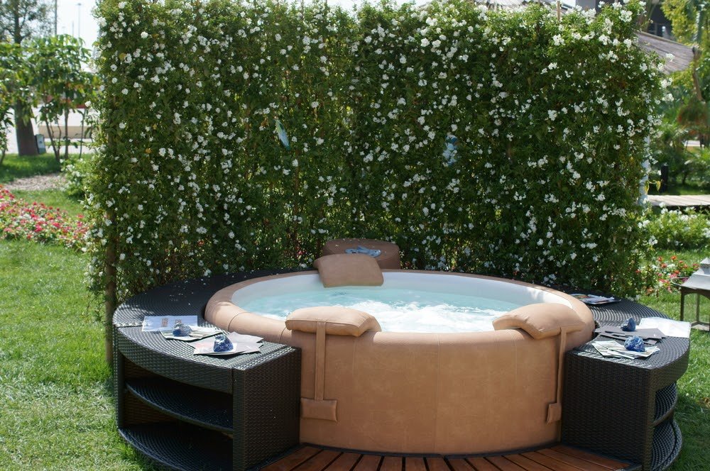 Energy-Efficient Hot Tub